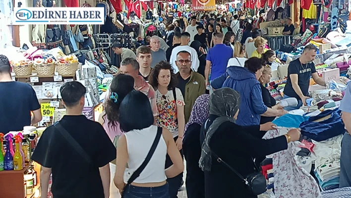 Bayram alışverişi tarihi çarşıları hareketlendirdi
