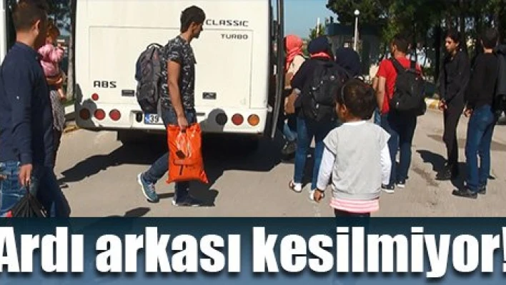 Minibüslerden kaçak çıktı