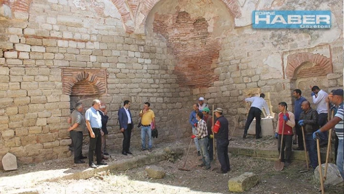 Tarihi hamam restore ediliyor