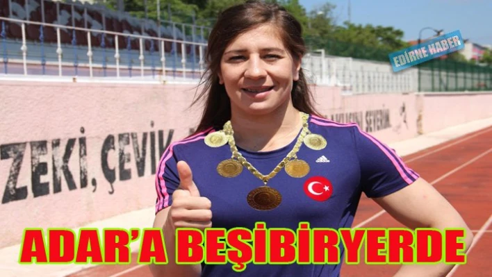 Yasemin Adar'a beşibiryerde