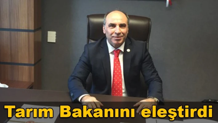 'Bakan topu taca atıyor'