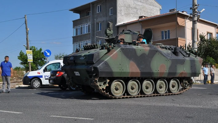 Kışlaya geri gönderildiler