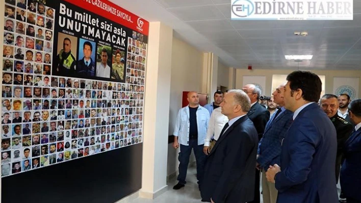 Öğrenciler 15 Temmuz'u resmetti