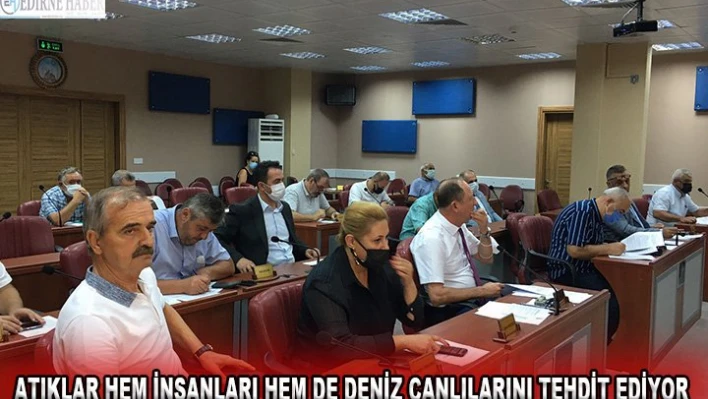 Atıklar hem insanları hem de deniz canlılarını tehdit ediyor