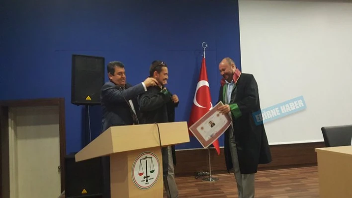 Cüppeyi giydirdi