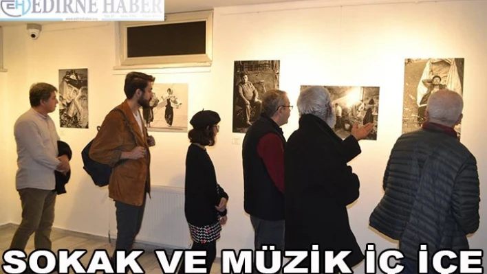 Sokak ve müzik iç içe