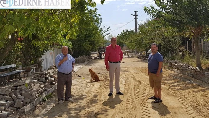 Havsa'da yol yapım çalışması