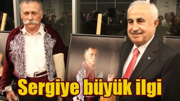 'İnsanın güzelliğinin yüzünde, yüzün güzelliğinin ise gözde olur'