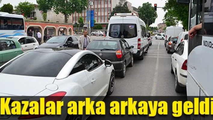 Kaza üstüne kaza