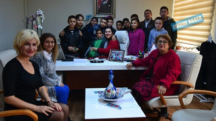 Öğrencilerden ziyaret