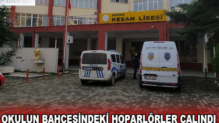 Okulun bahçesindeki hoparlörler çalındı