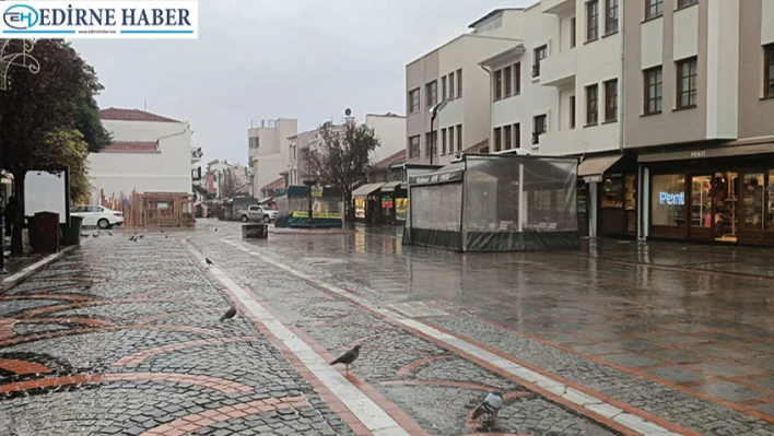 Cadde ve sokaklar boş kaldı