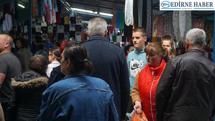 Çarşı ve pazarda bayram hareketliliği başladı