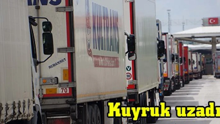 Kuyruk uzadı
