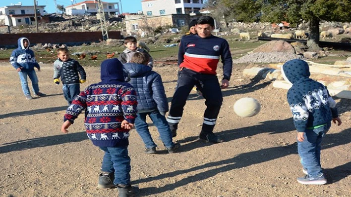 'Oyun arkadaşı' oldular