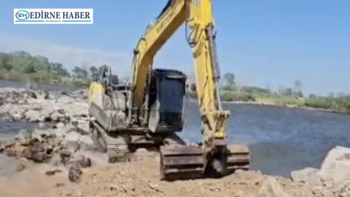Çeltik arazilerini korumak amacıyla nehre set çekildi