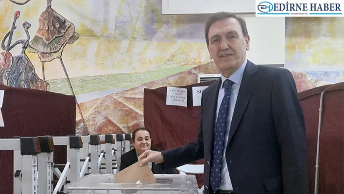 Ciravoğlu, Belediye Başkan Adaylığından Çekildi