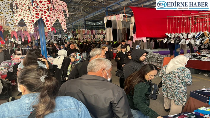 Cuma Pazarı soğuk havaya rağmen yoğun ilgi gördü