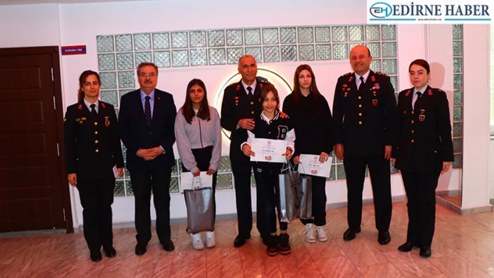  'Cumhuriyet Güvenlik ve Jandarma'  temalı resim yarışmasının ödül töreni düzenlendi