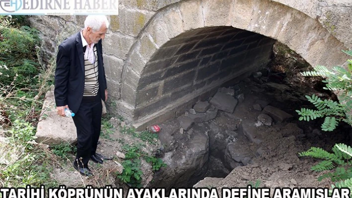 Tarihi köprünün ayaklarında define aramışlar