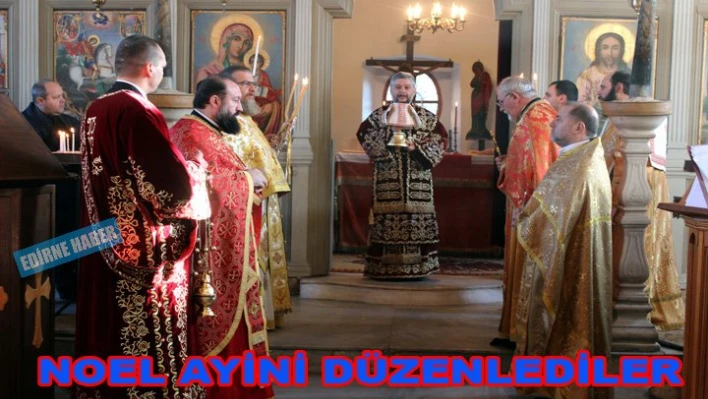Sveti Georgi Kilisesi'nde Noel ayini