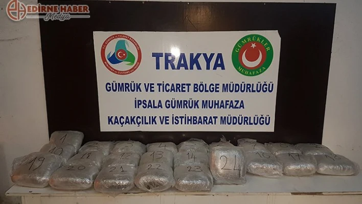 Otomobilde 25 Kilo Esrar