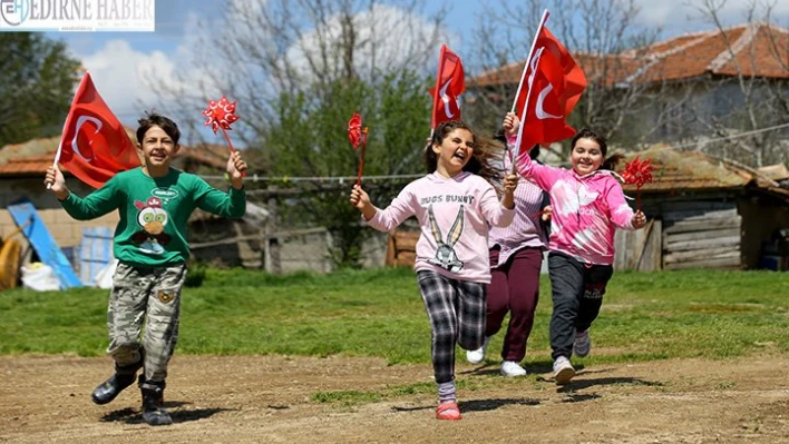 Vali Bilgin'den çocuklara 23 Nisan hediyesi