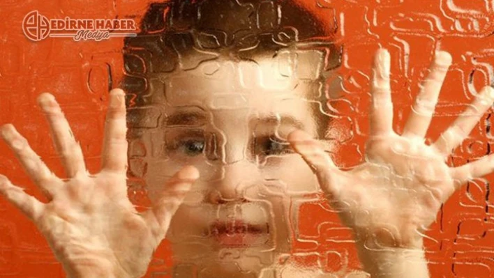 Otizm'in testi yok, bebeği gözlemlemek gerekiyor