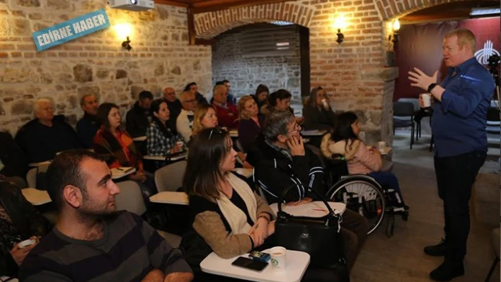 Edirne Akademi'de â€˜Etik' Dersi