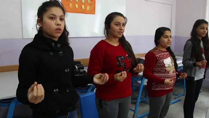 Konserler işaret dili ile