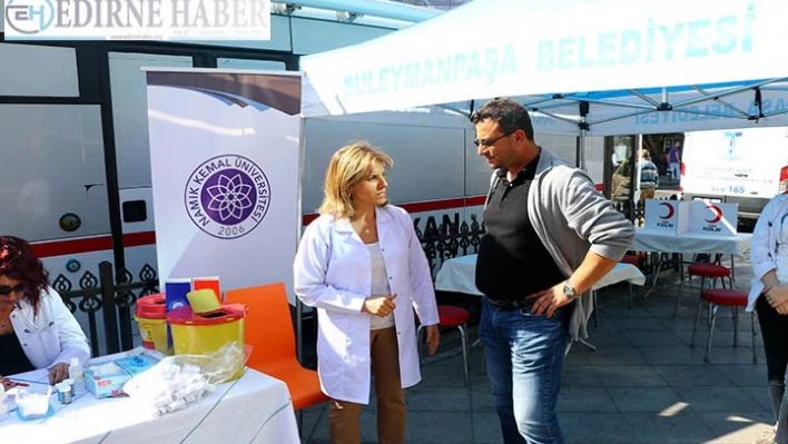 'Sigara ile çocukların taze ciğerlerini zehirlemeyin'