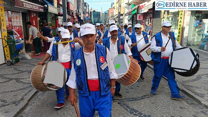 Davul- zurna ekibinden esnafa 'Kırkpınar' daveti