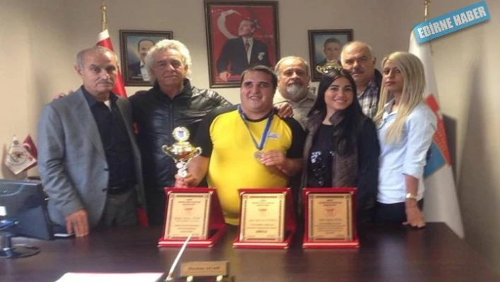 Bölge birincisi oldu