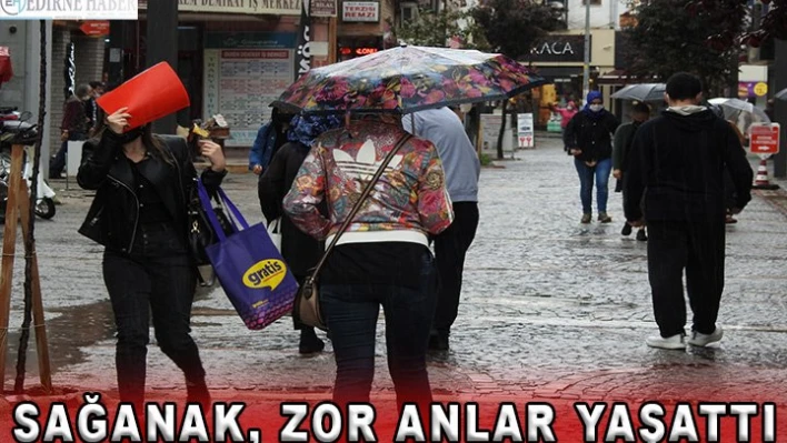 Sağanak etkisini arttırdı, cadde ve sokaklar göle döndü
