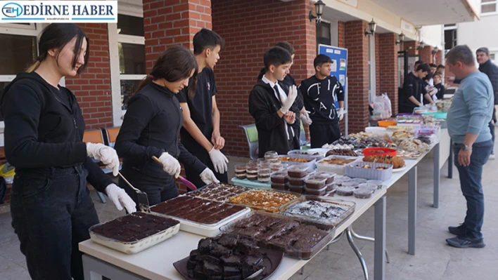 Dr. Sadık Ahmet Lisesi'nden Gazze'ye destek kermesi