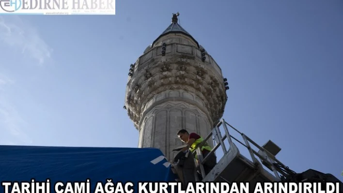  Tarihi cami 'ağaç kurtları'ndan arındırıldı
