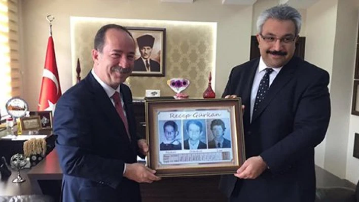 Özdemir'den Gürkan'a sürpriz hediye