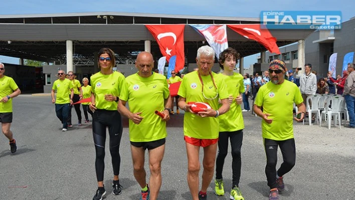 Atatürk'ü Anma ve Barış Koşusu düzenlendi