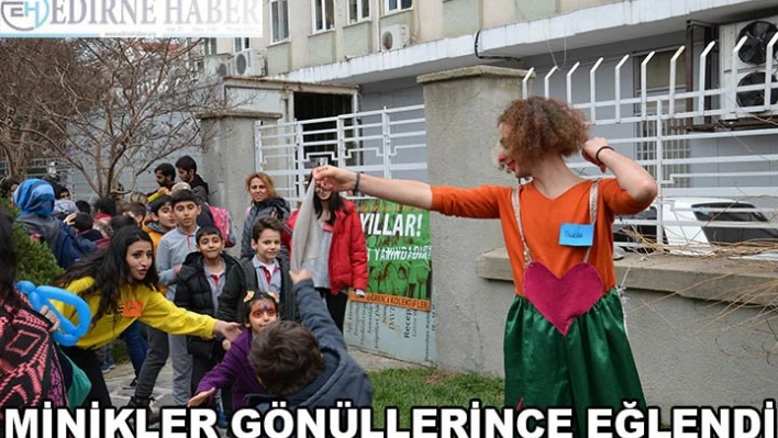 MİNİKLER GÖNÜLLERİNCE EĞLENDİ