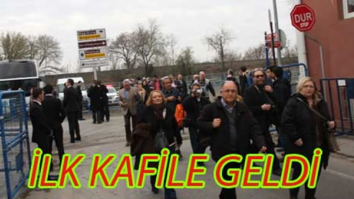 İlk kafile geldi