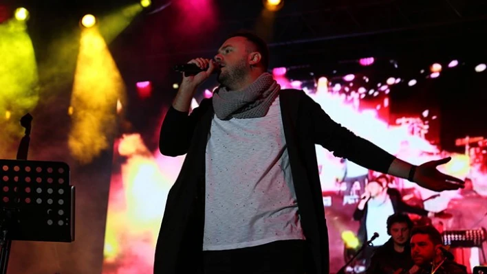 İlk klibi ekranlarda