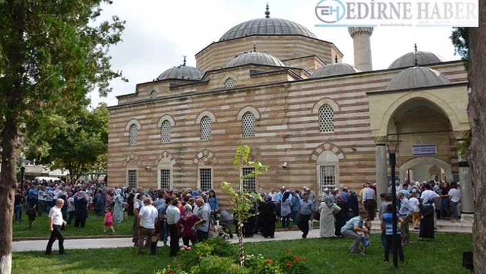Hayrabolu'dan hacı kafilesi uğurlandı