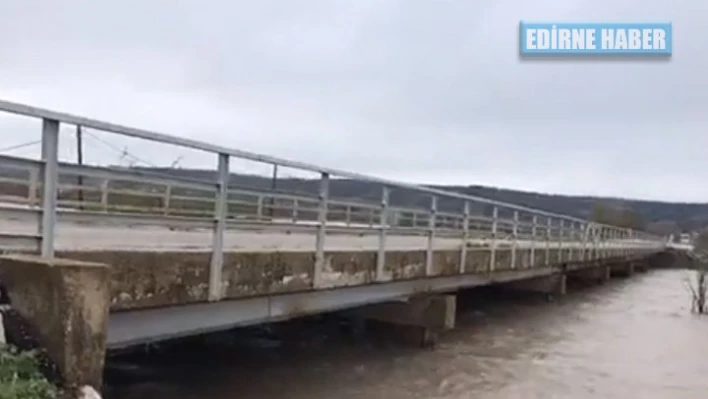 Yollar trafiğe açıldı