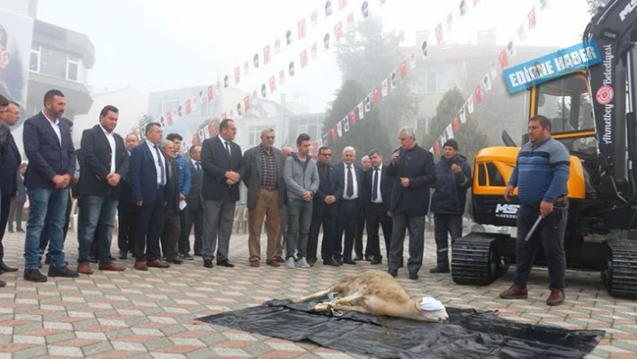 Kurban kesildi