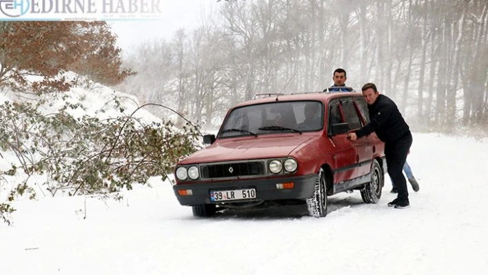 Kar nedeniyle kapanan yollar ulaşıma açıldı