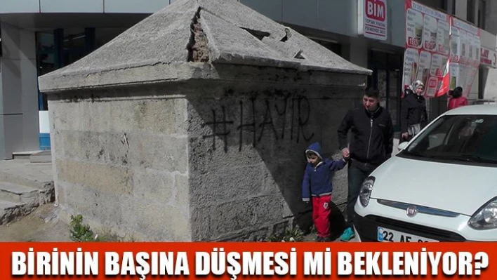 Bakalım kimin kafasına düşecek?