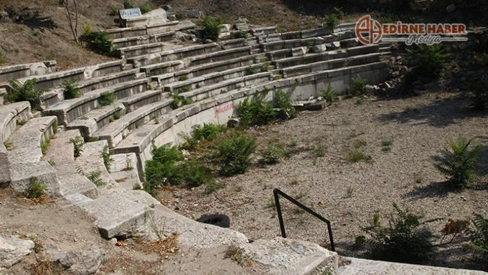 Antik Tiyatro gün yüzüne çıkarılacak