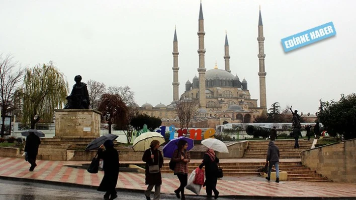 Sağanak zor anlar yaşattı