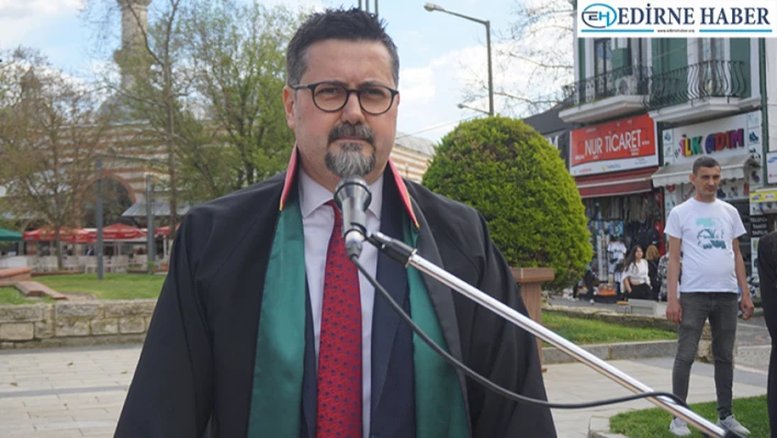 Edirne'de 'Avukatlar Günü' dolayısıyla Atatürk Anıtı'nda tören düzenlendi