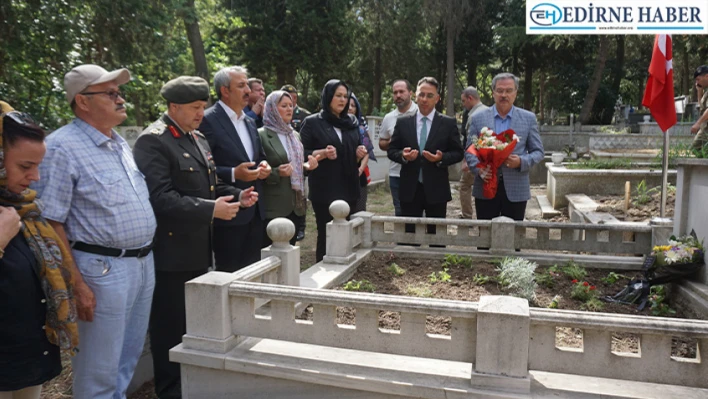 Edirne'deki şehit kabirleri ziyaret edildi